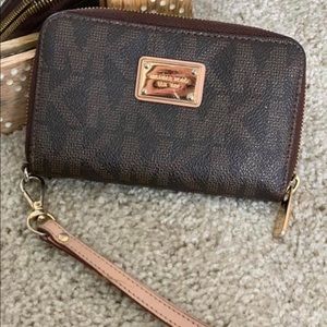 Michael Kors Wristlet